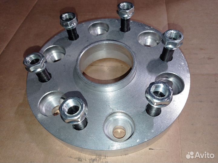 Проставка для выноса колёс 30SP6x139,7 HUB 67,1