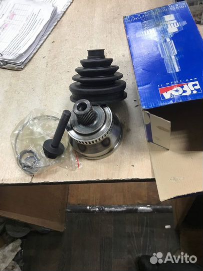 Шрус задний наружный A4 A6 A8/Superb/Passat 95-05г