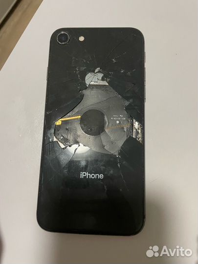 iPhone 8, 64 ГБ