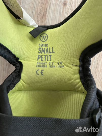 Налокотники хоккейные warrior