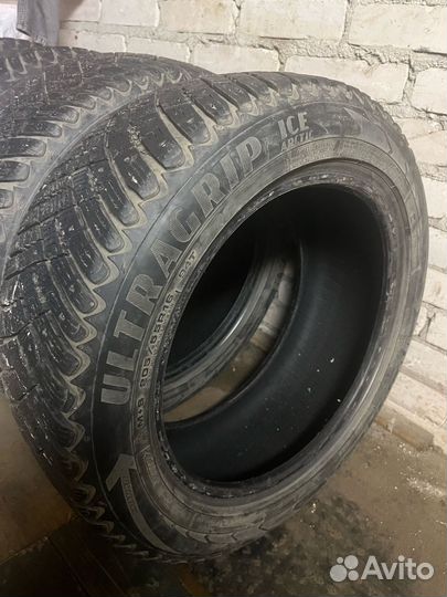 Goodyear Ultragrip Ice Arctic 205/55 R16 94T