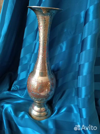 Ваза металлическая, Индия