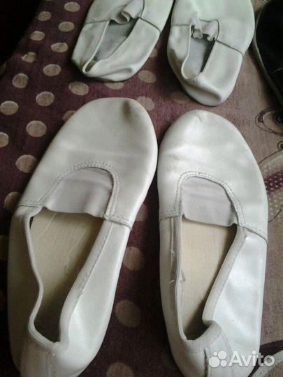 Чешки для занятие спортом и балетки бу