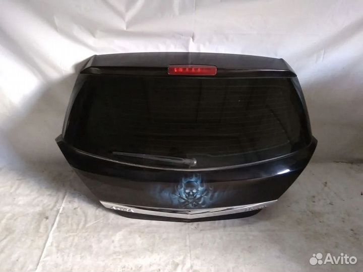 Opel Astra H Дверь багажника