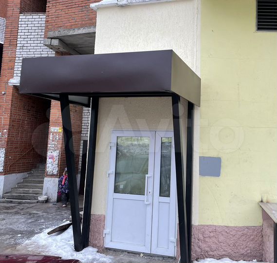 Коммерческая площадь