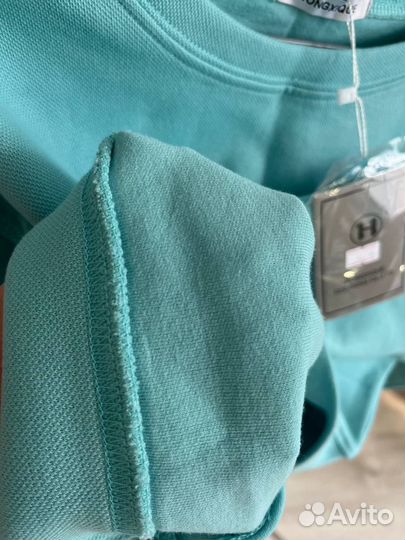 Женский укороченный свитшот