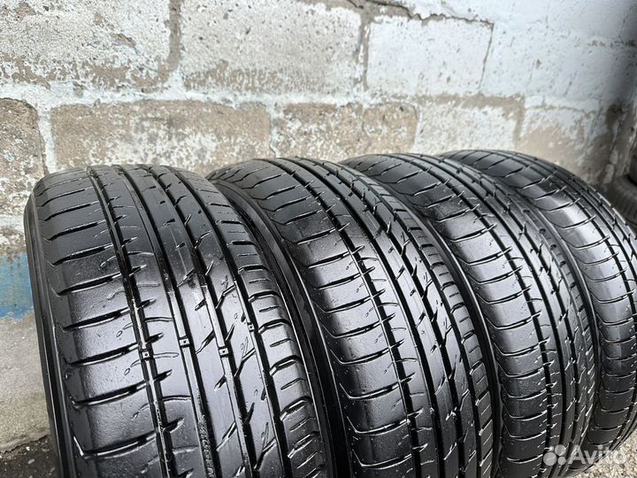 Kumho Crugen HP91 215/65 R16