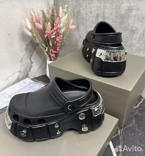 Сабо Balenciaga x crocs