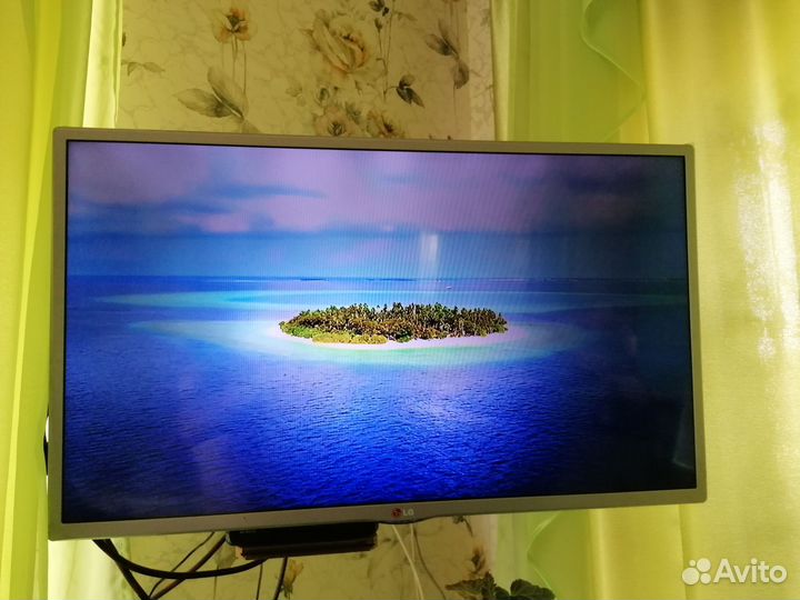Телевизор смарт-LG