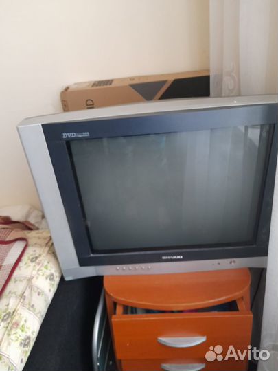 Продам телевизор