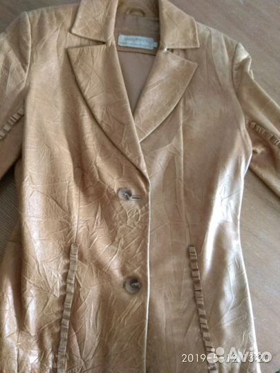 Пиджак из натуральной кожи