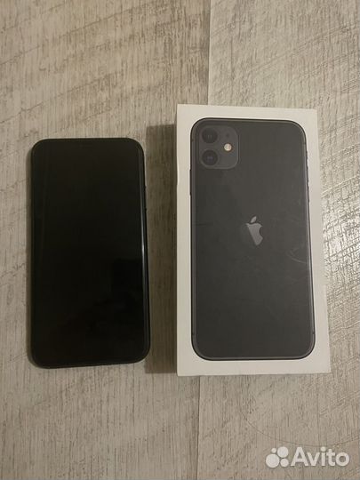 iPhone 11, 64 ГБ