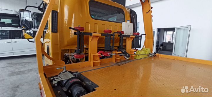 Эвакуатор Isuzu Elf, 2022