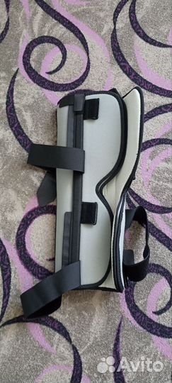 Тутор на коленный сустав