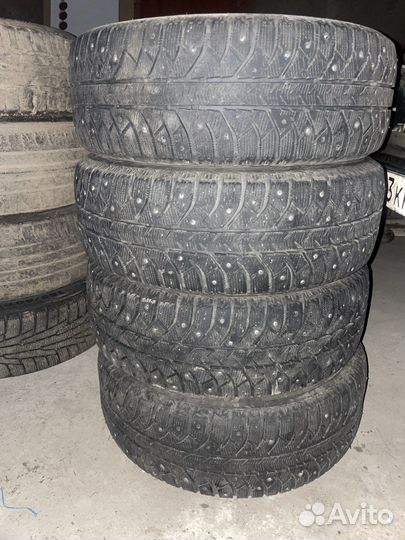 Bridgestone Ice Cruiser 7000S 195/60 R15 82