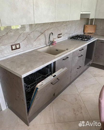 Кухонный гарнитур без ручек CN:044906