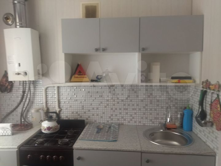 2-к. квартира, 41 м², 1/3 эт.