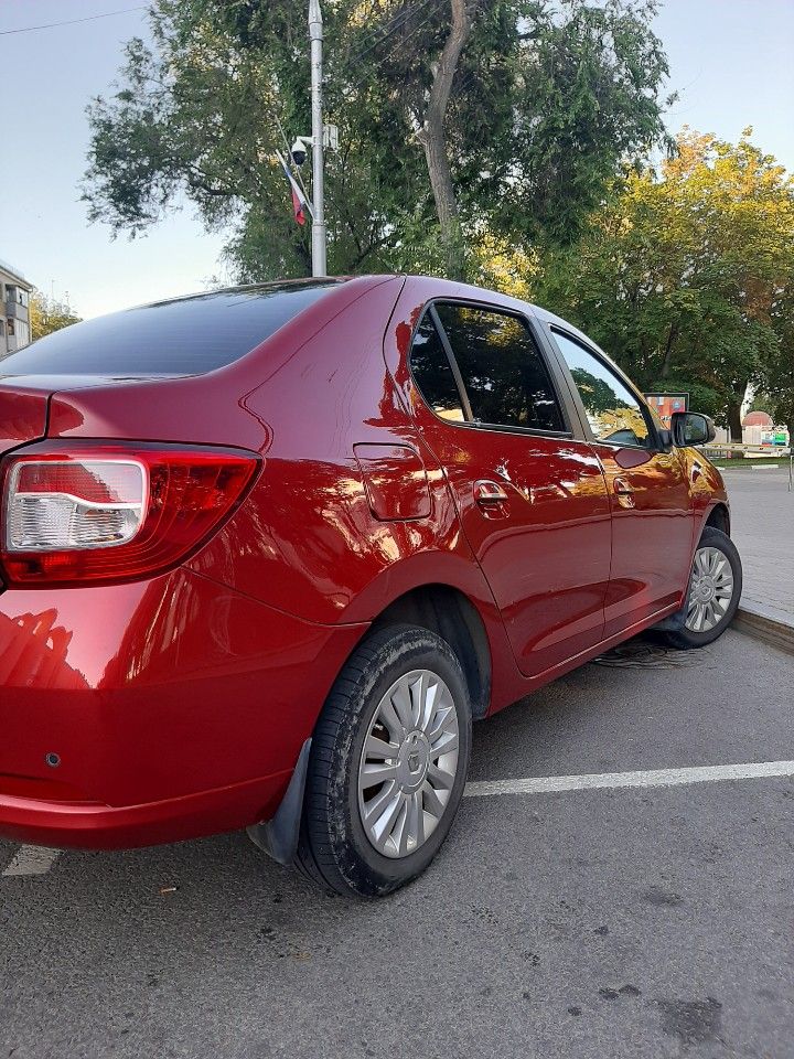 Renault Logan: фото владельца