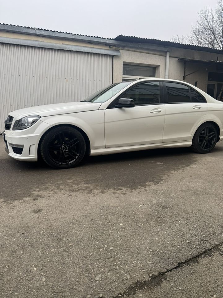 Mercedes-Benz C-класс: фото владельца
