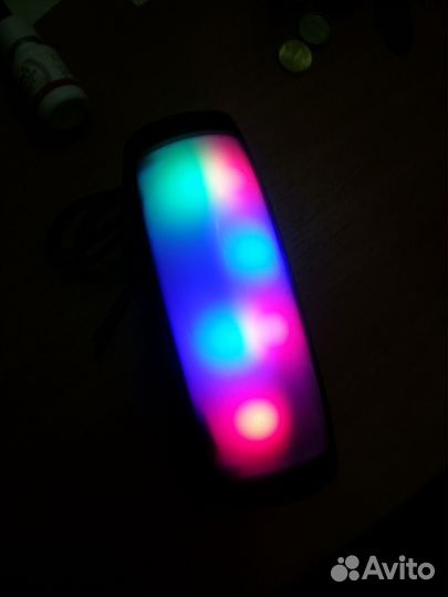 Блютуз колонка со светомузыкой