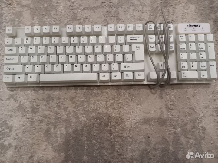 Игровая клавиатура с подсветкой