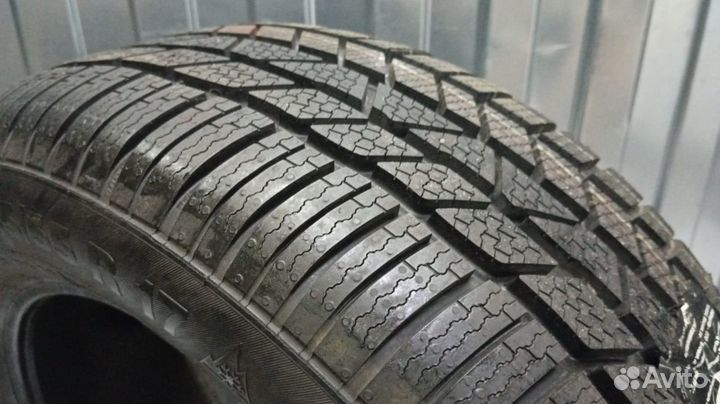 Continental ContiWinterContact TS 830 P 235/55 R17 99H