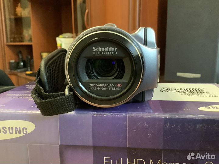 Видеокамера Samsung H 200