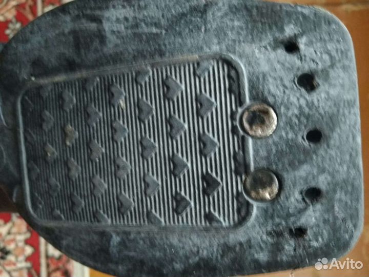 Ботинки лыжные