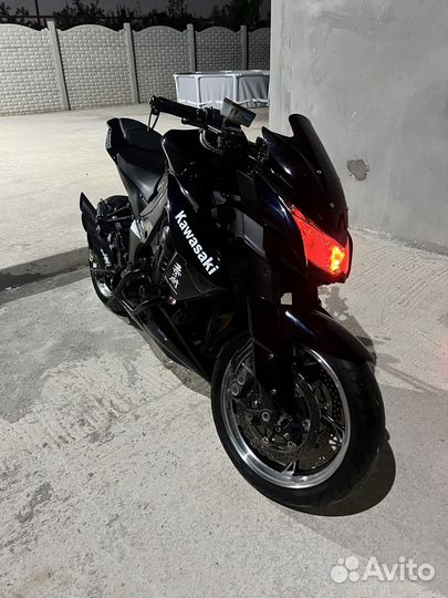 Kawasaki Z1000