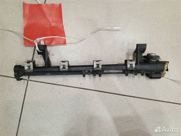 Рейка топливная (рампа) Ford Focus 2 2004-2008