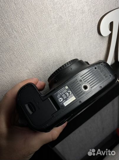 Зеркальный фотоаппарат canon 6d