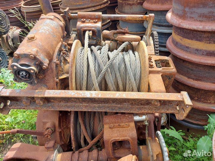 Лебедка на автомобиль Урал 4320Х-4511010