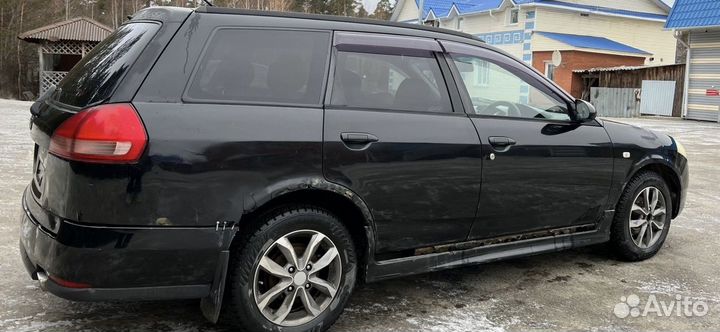 Накладка на порог nissan wingroad Y11 76852WD400