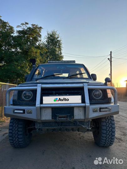 Mitsubishi Pajero 2.5 AT, 1993, 300 000 км