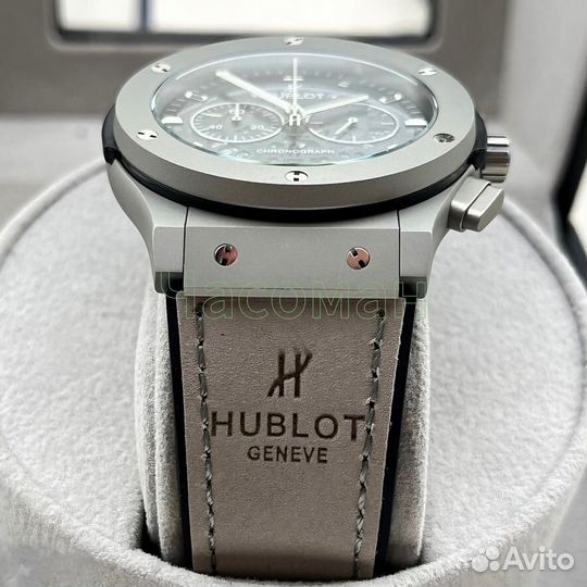 Наручные мужские часы Hublot серый мат