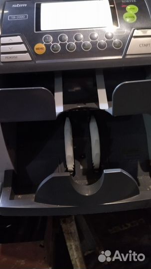 Машинка для проверки и счета денег