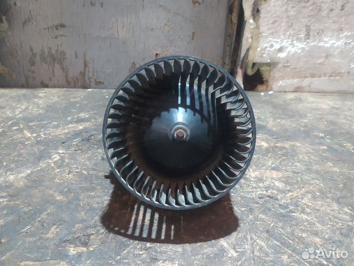 Моторчик отопителя Ford Mondeo I (1993—1996) 1, I, FD