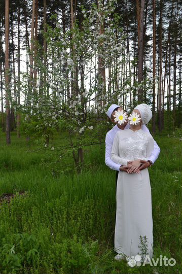 Платье на никах