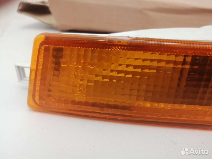 Указатель поворота левый corolla E10 2121654L3AE