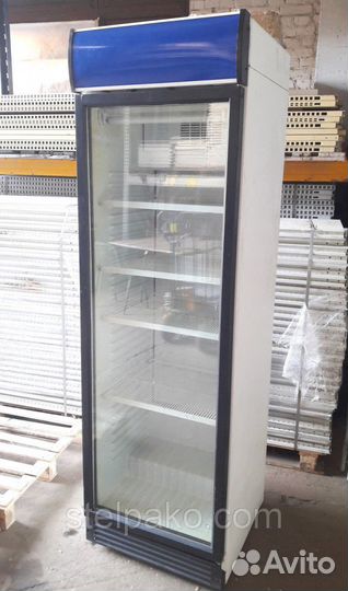 Холодильный шкаф б/у