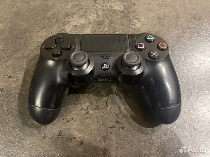 Продам Sony Playstation 4 Slim