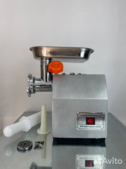 Мясорубка электрическая новая