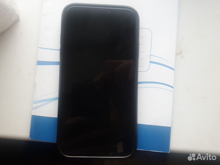 iPhone Xr, 64 ГБ