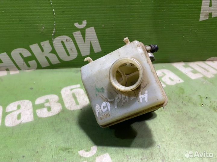 Главный тормозной цилиндр Opel Astra H