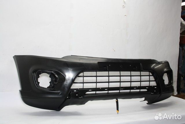 Бампер MBL22A00303 Mitsubishi Pajero Sport 2