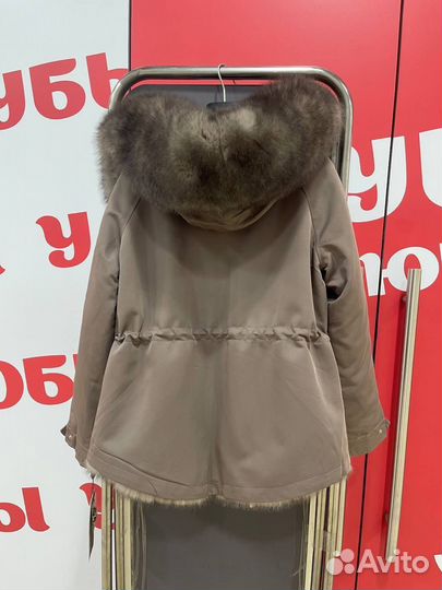 Женская парка с натуральным мехом новая