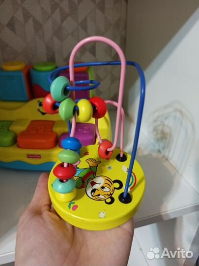 Развивающие игрушки пианино Fisher price лабиринт