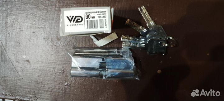 Цилиндровый механизм, личинка для замков