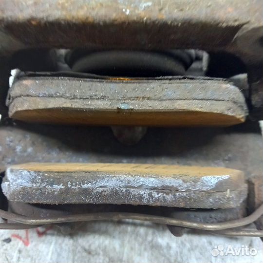 Суппорт тормозной передний левый Audi A3 8L AQA