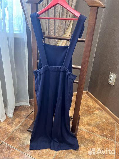 Брюки-кюлоты с бретелями школа